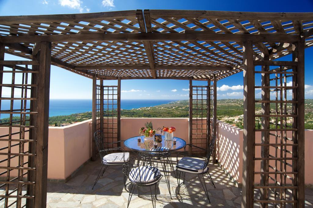 Nostos Aparthotel Mousata Exterior photo