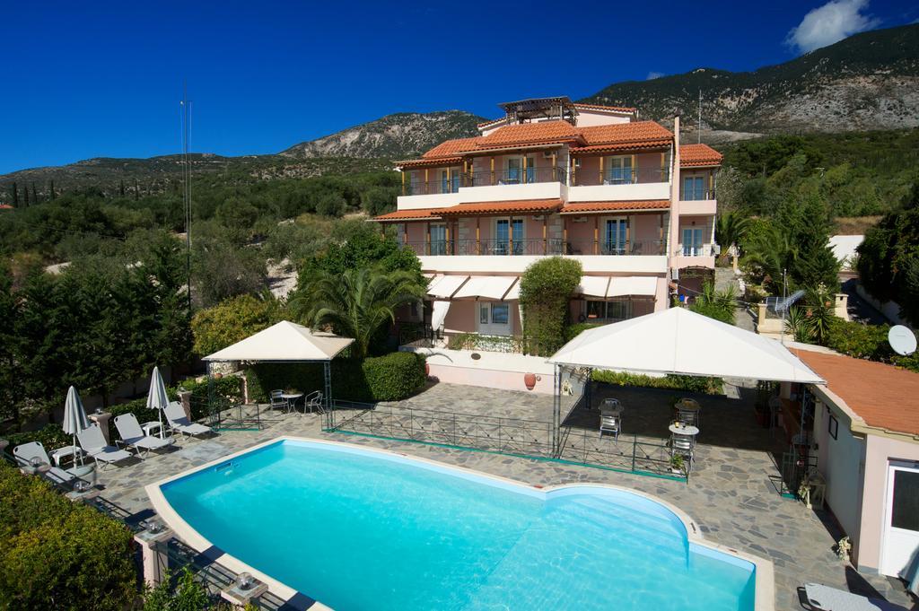 Nostos Aparthotel Mousata Exterior photo
